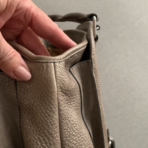 Fendi selleria purse . Authentic - Picture 11 of 11